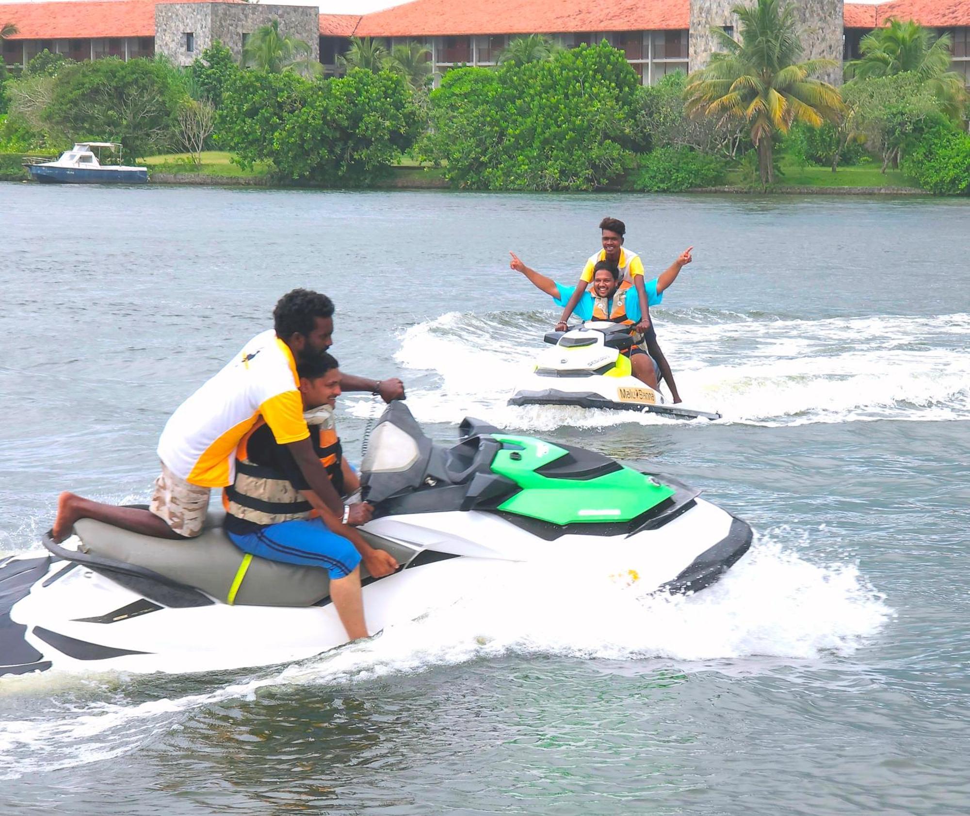 Malu Banna Hotel Aluthgama Exterior photo